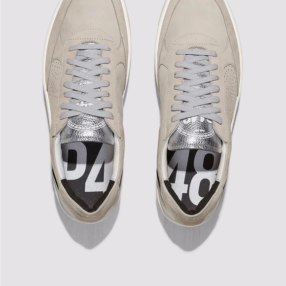 Women P448 Sneakers